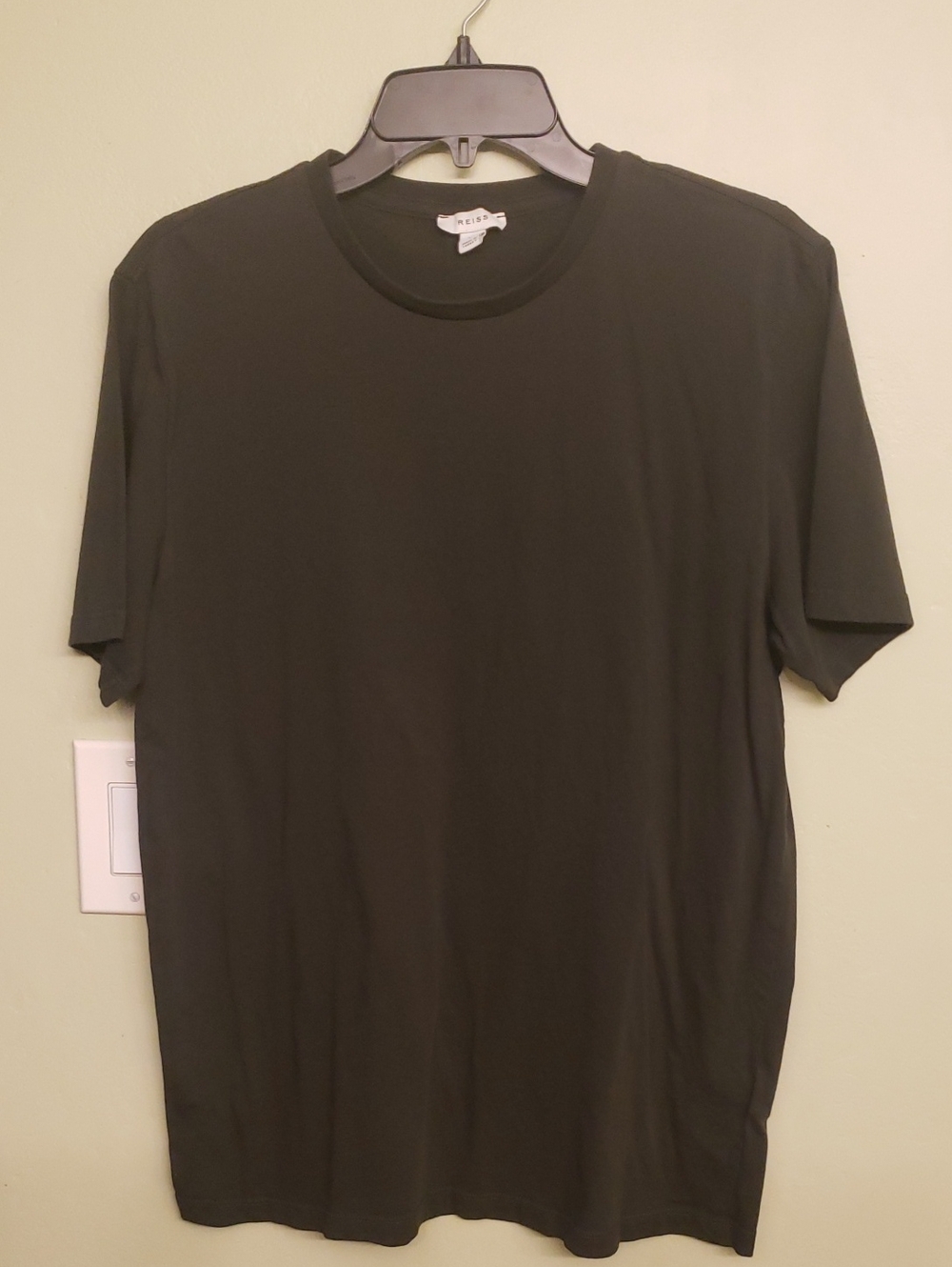 Reiss Light  Black Crewneck Short Sleeve Tee